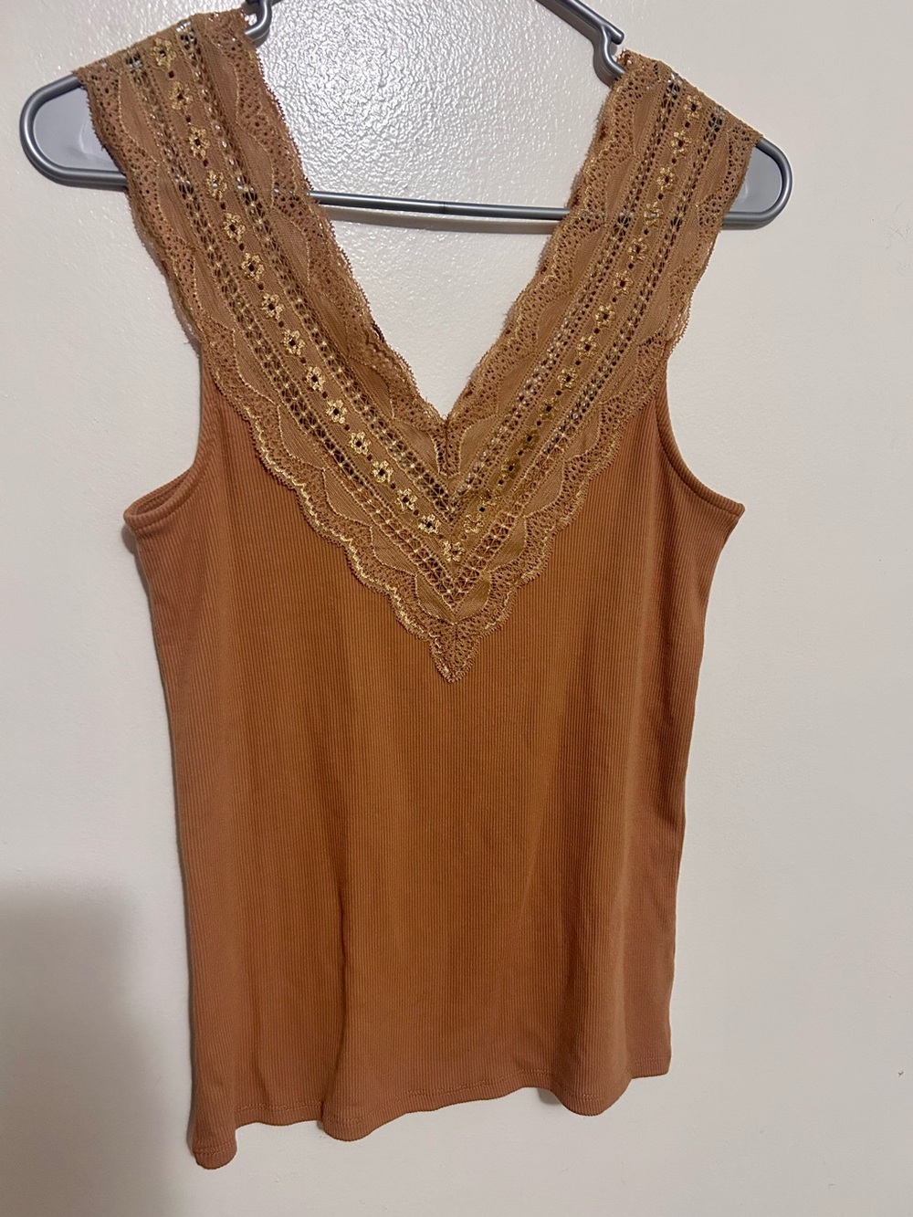 Lace-Trim V-Neck Ribbed Tank Top - Gold NWT